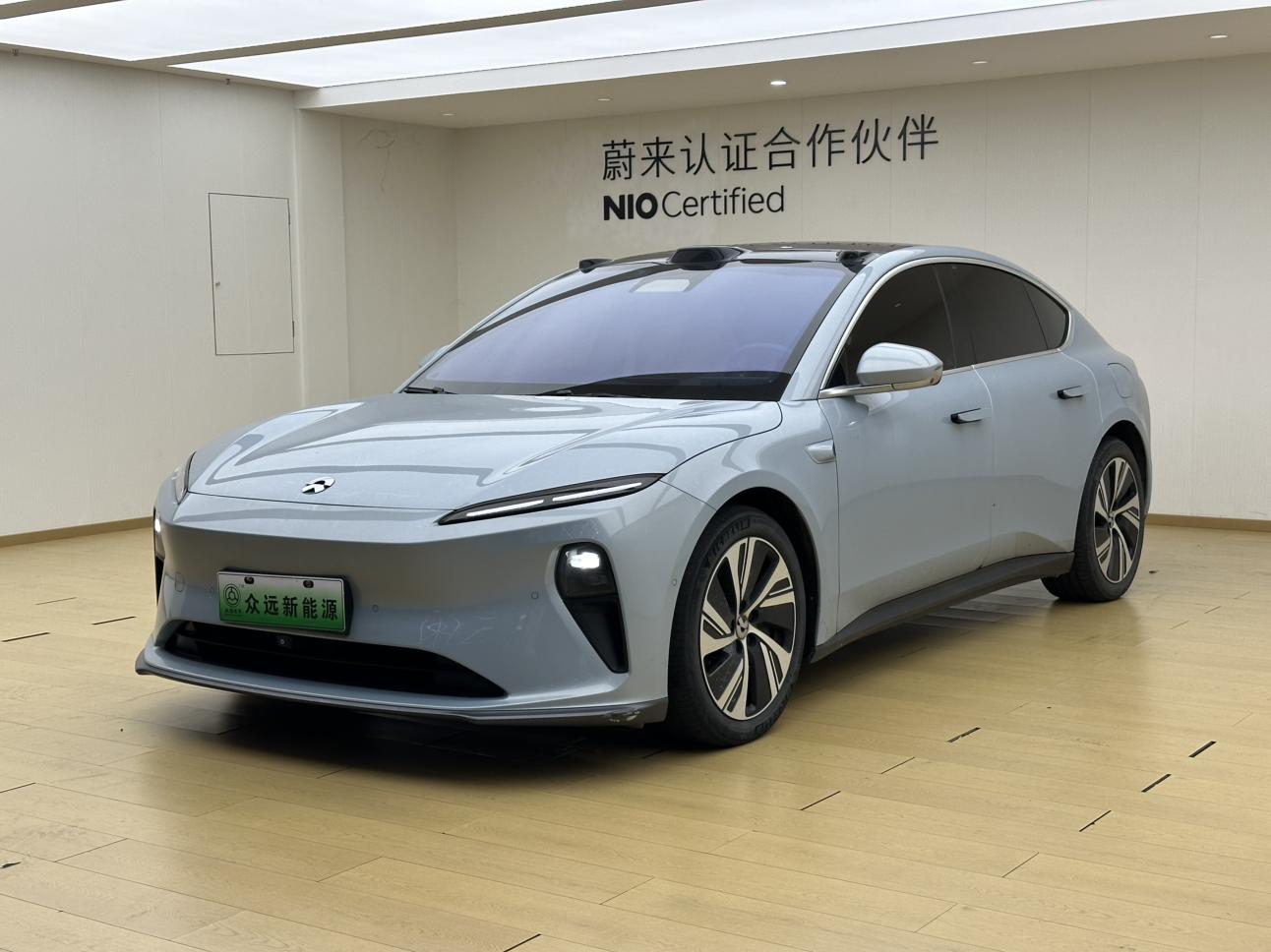NIO ET5