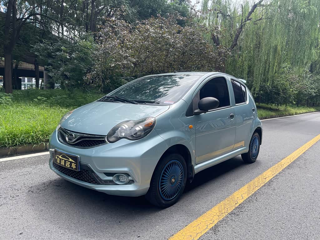 BYD F0