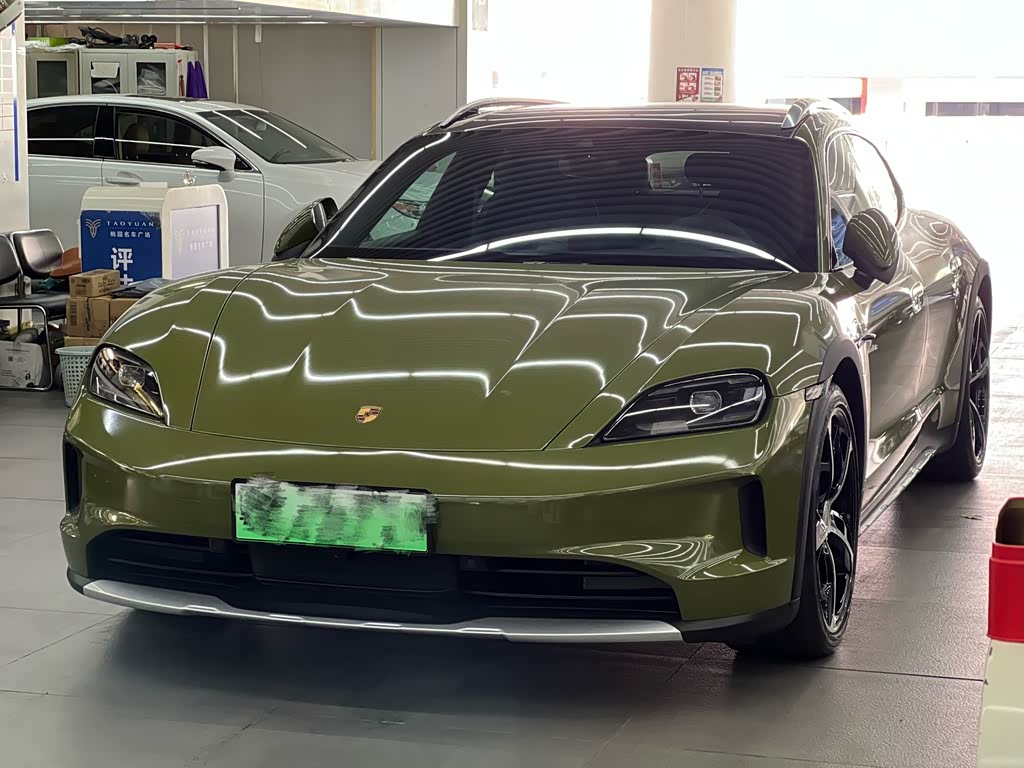 Porsche Taycan