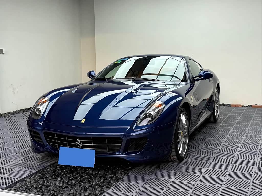 Ferrari 599