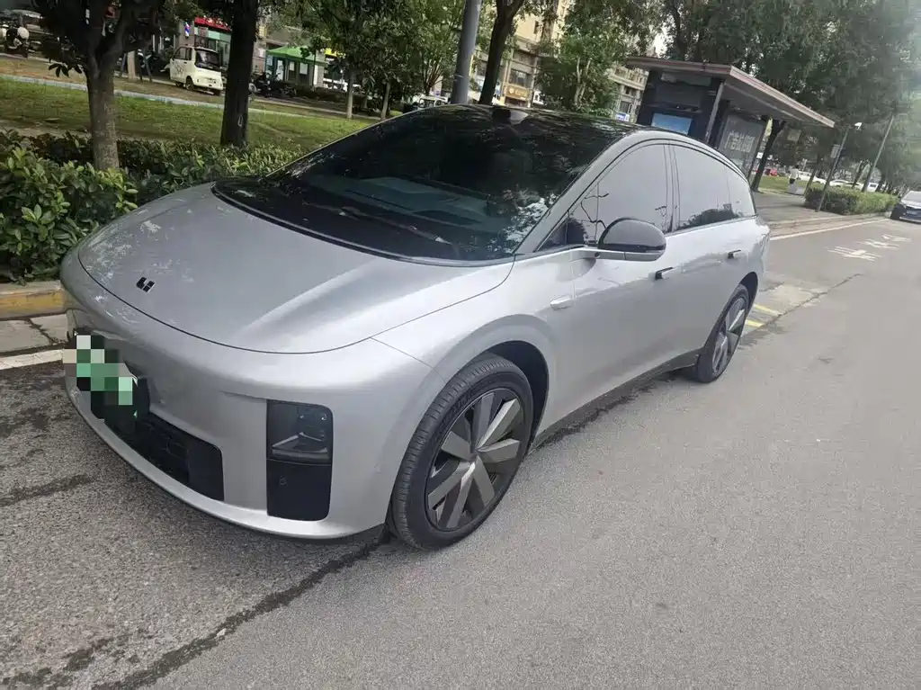 Li Auto i6