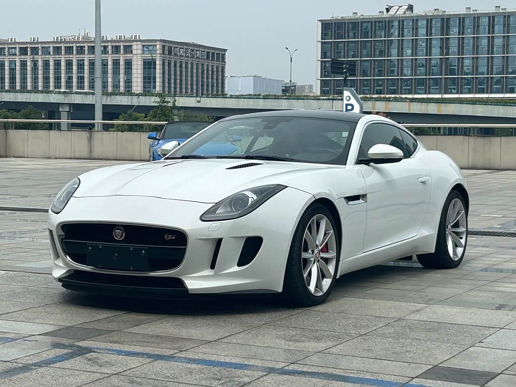 Jaguar F-Type