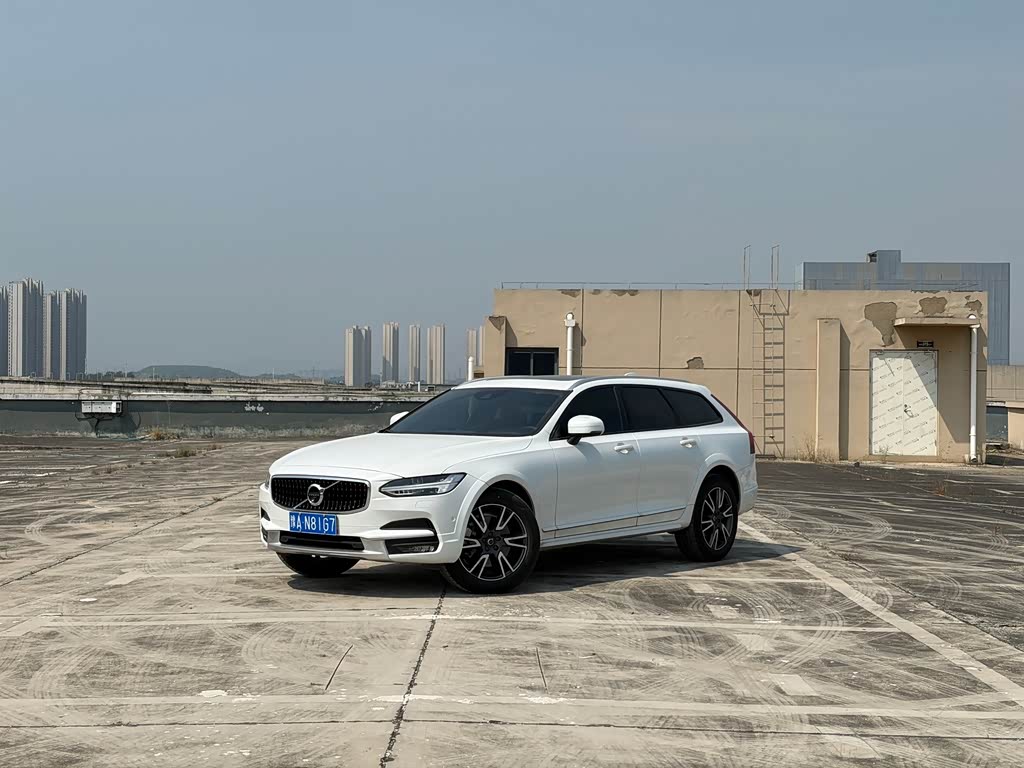 Volvo V90