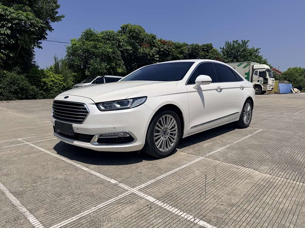 Ford Taurus