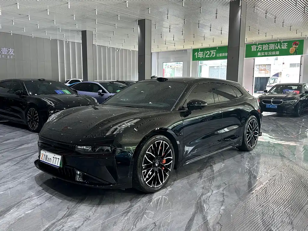 Zeekr 001