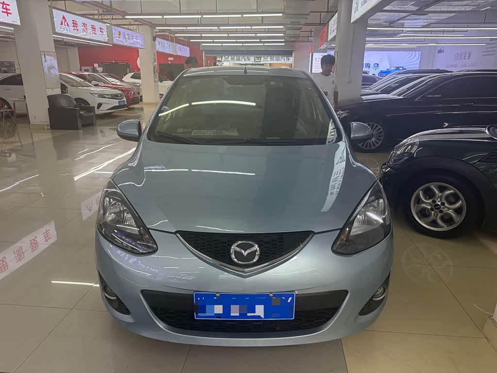 Mazda 2