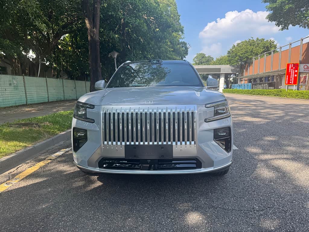 Zeekr 8X