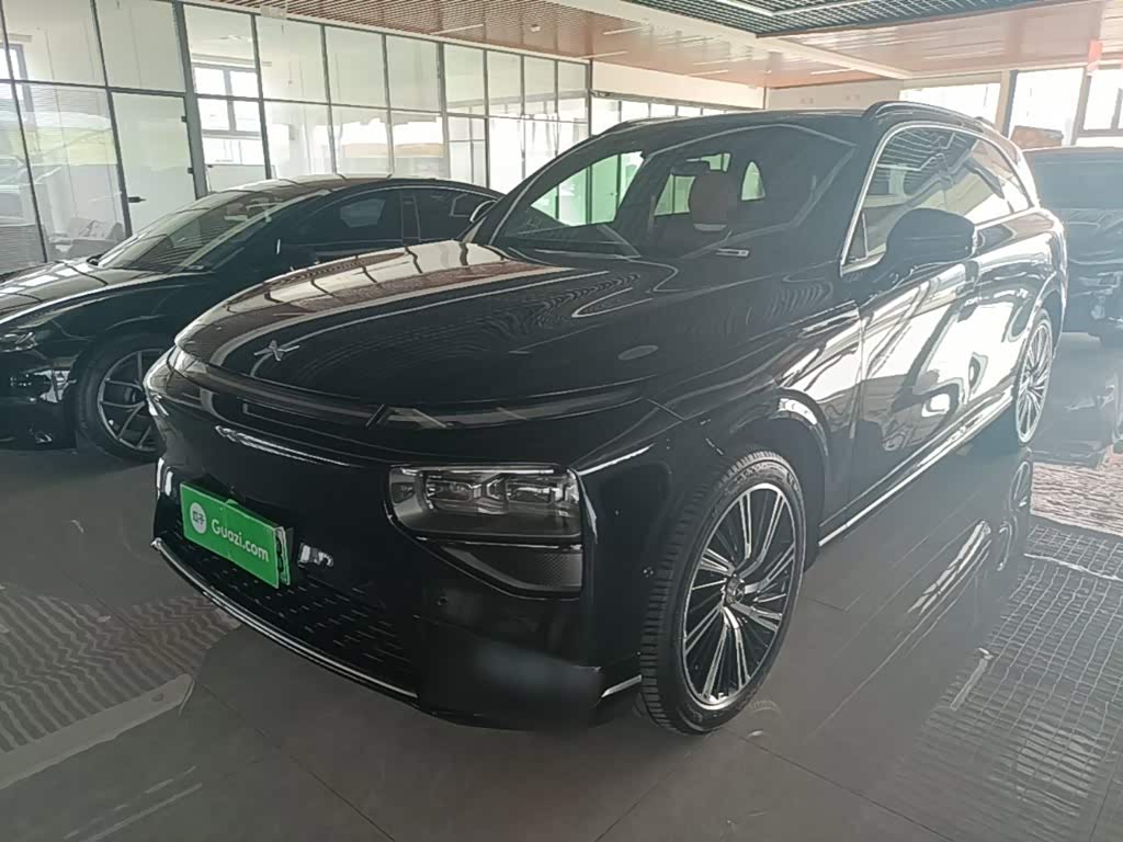 Xpeng G9