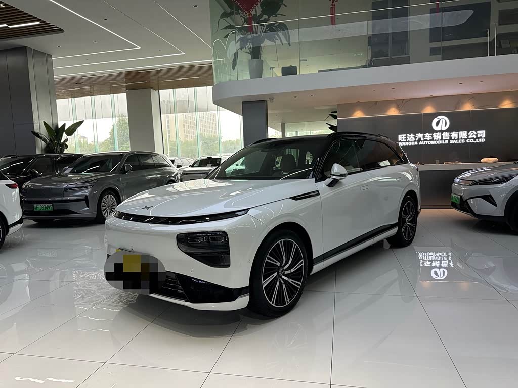 Xpeng G9