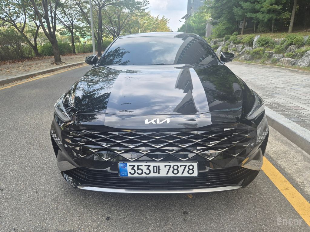 Kia K8