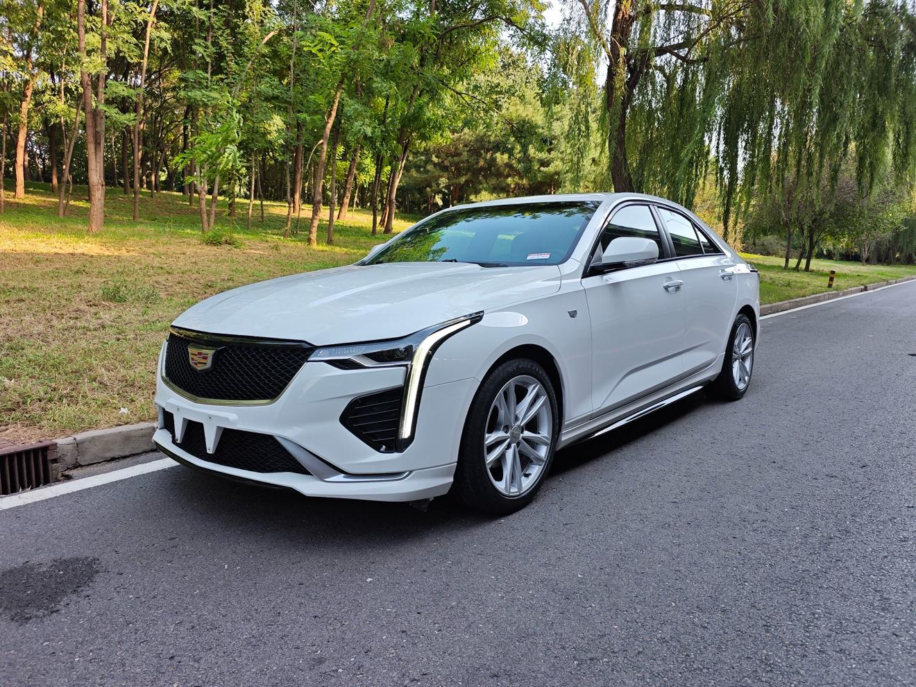 Cadillac CT4