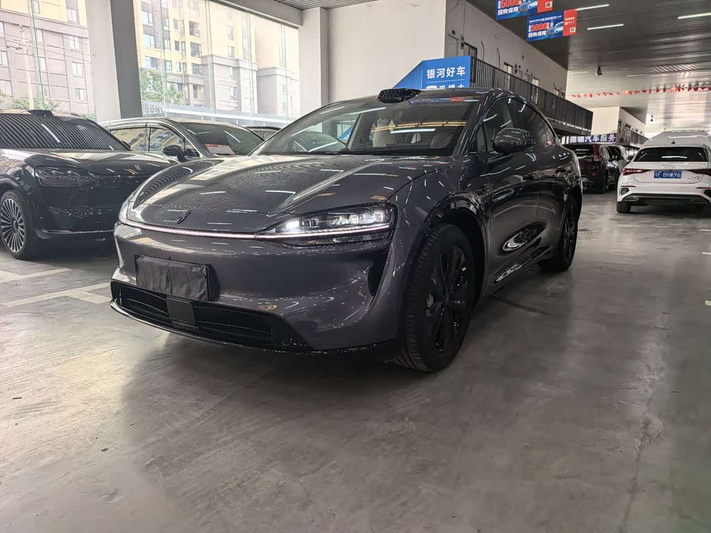 Luxeed R7