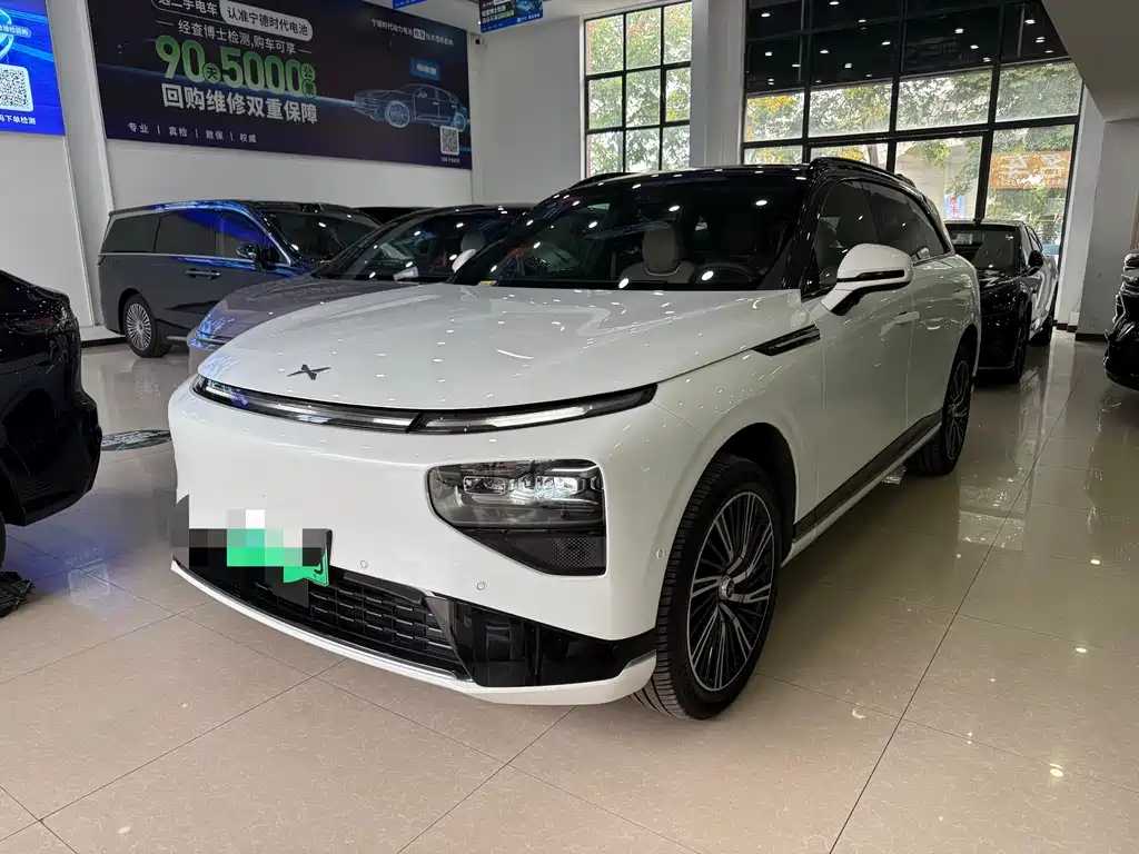 Xpeng G9