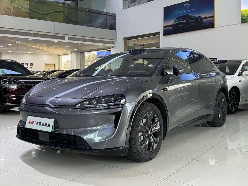 Luxeed R7