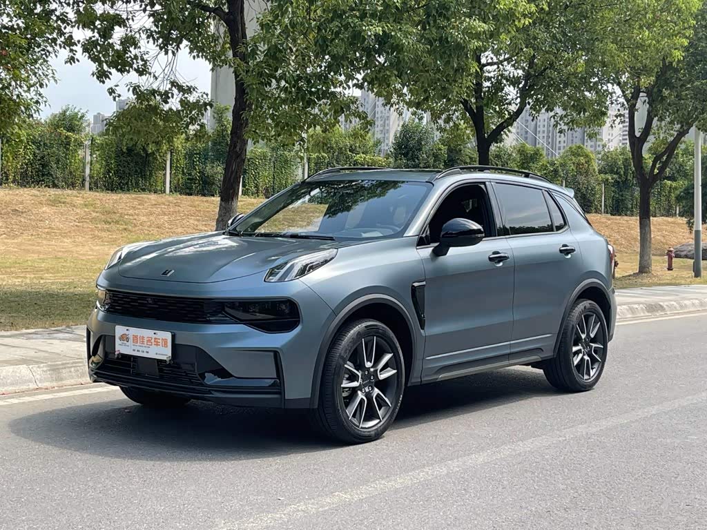 Lynk & Co 01