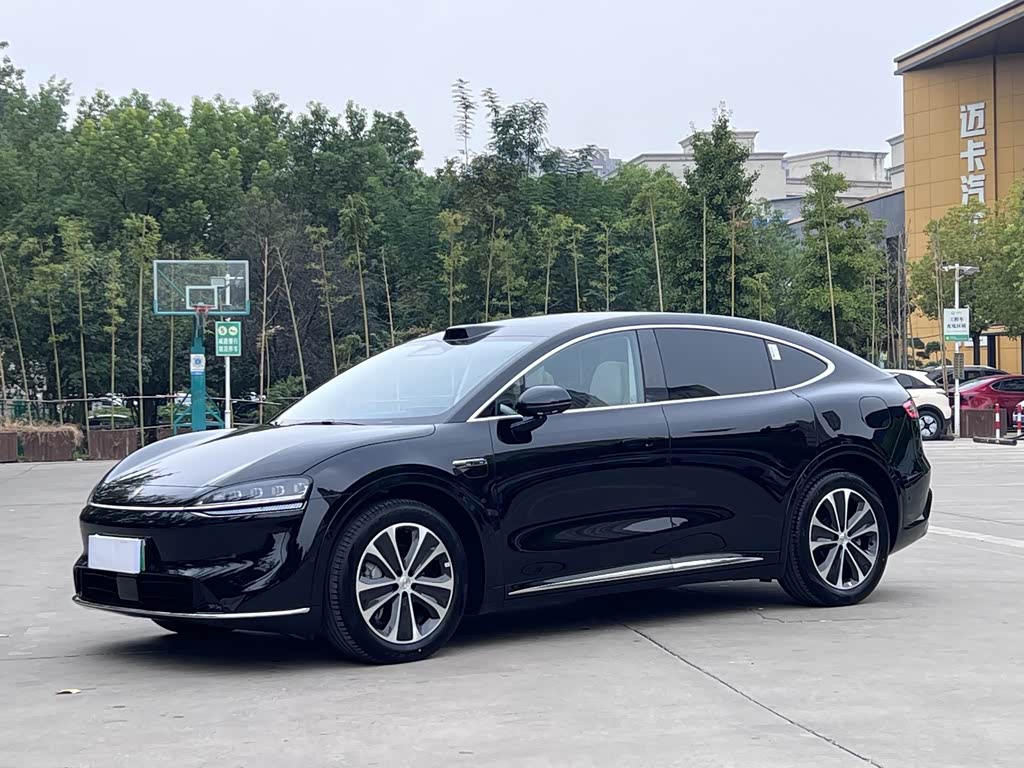 Luxeed R7