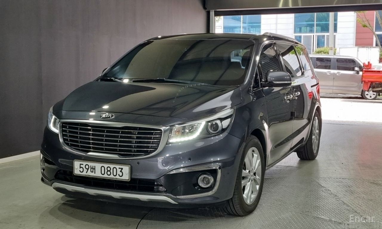 Kia Carnival