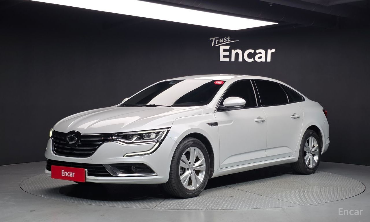Renault SM6