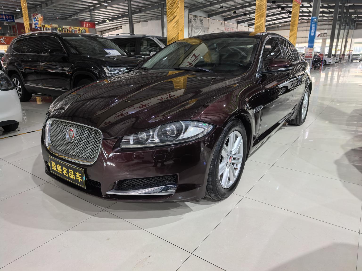 Jaguar XF