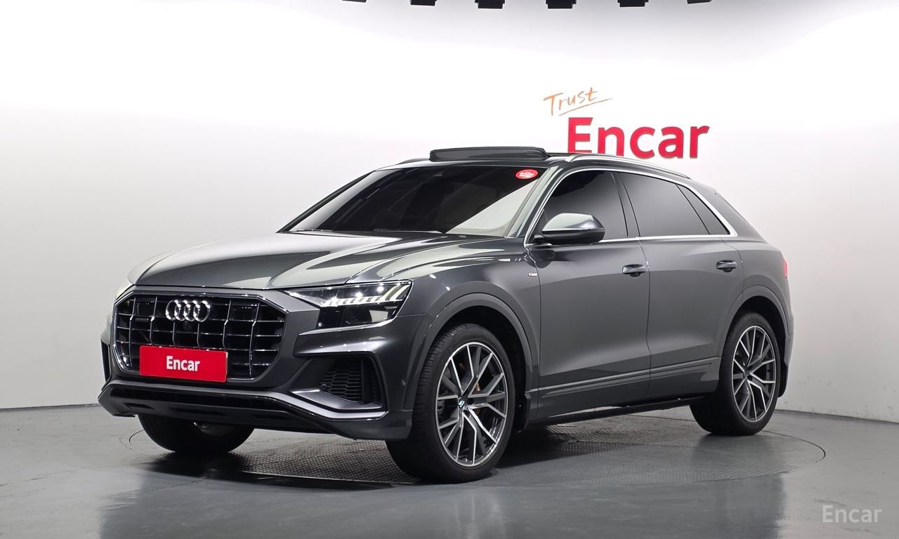 Audi Q8