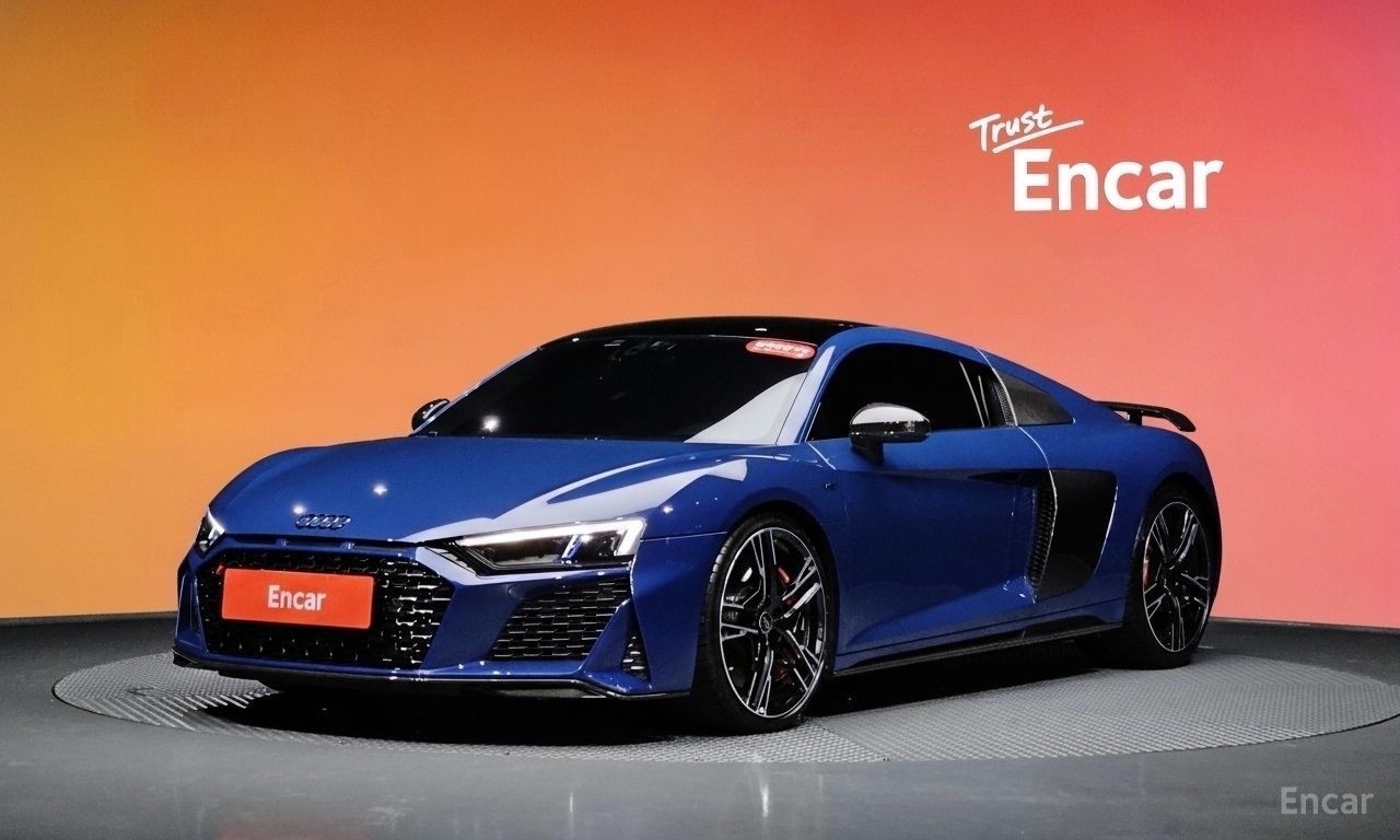 Audi R8