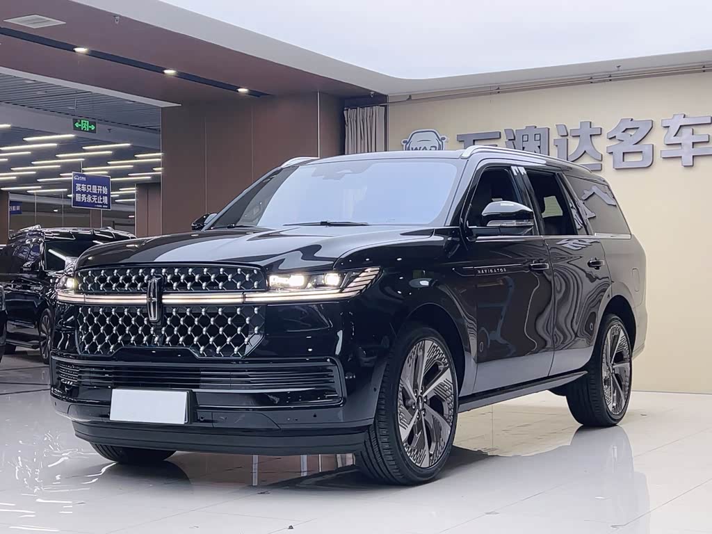 Lincoln Navigator