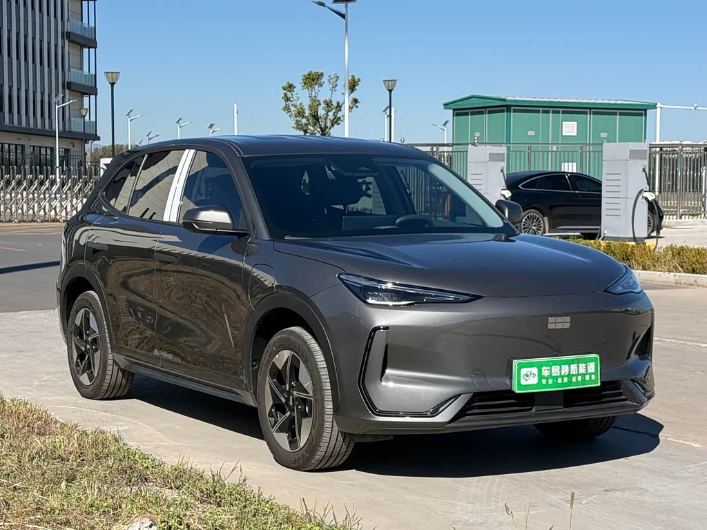 Geely Galaxy Galaxy E5