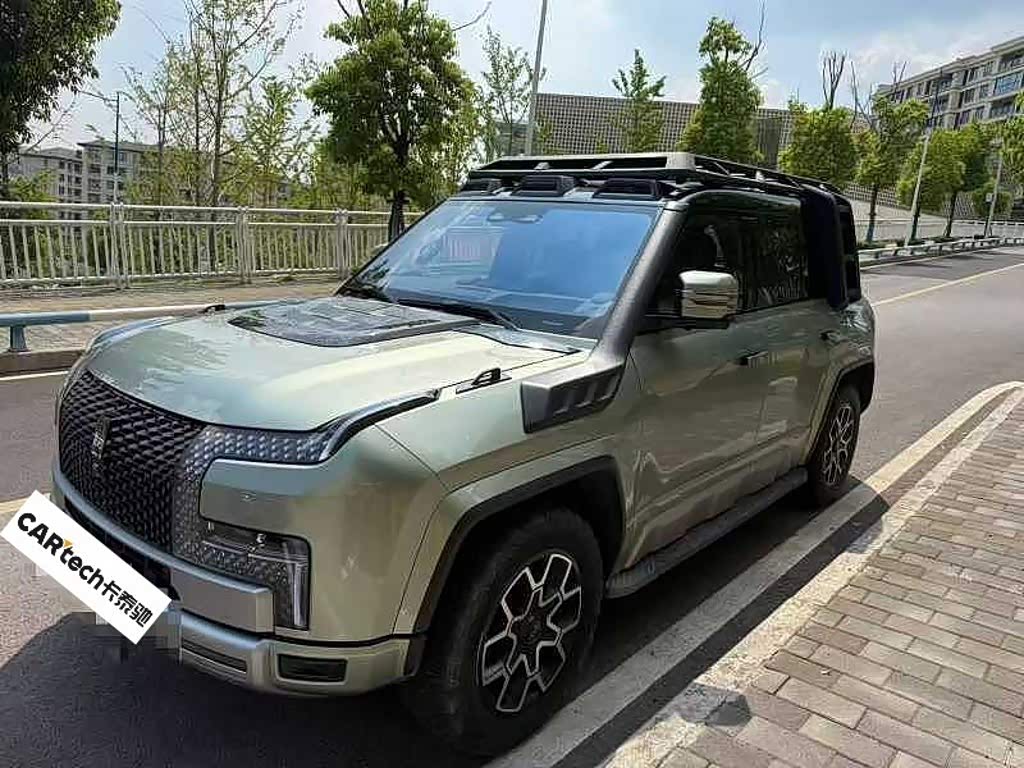 Yangwang U8