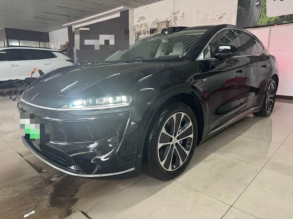 Luxeed R7