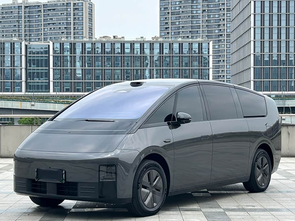 Li Auto MEGA