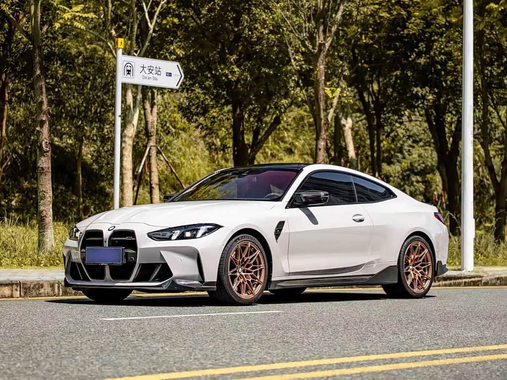 BMW M4