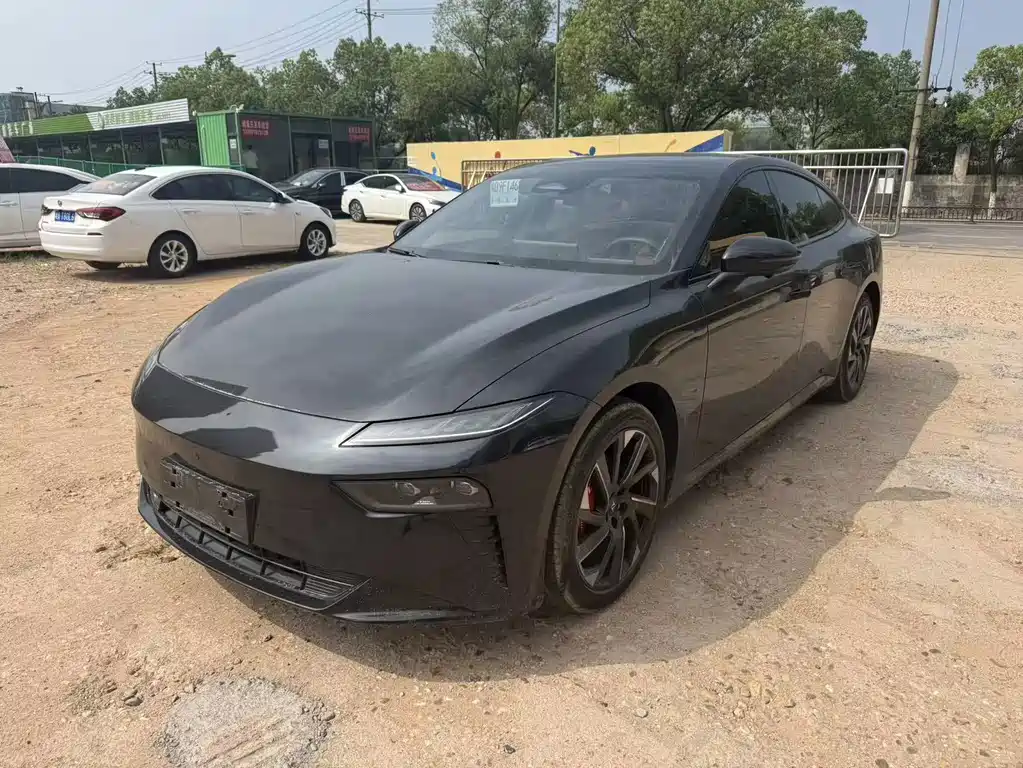 Dongfeng eπ007