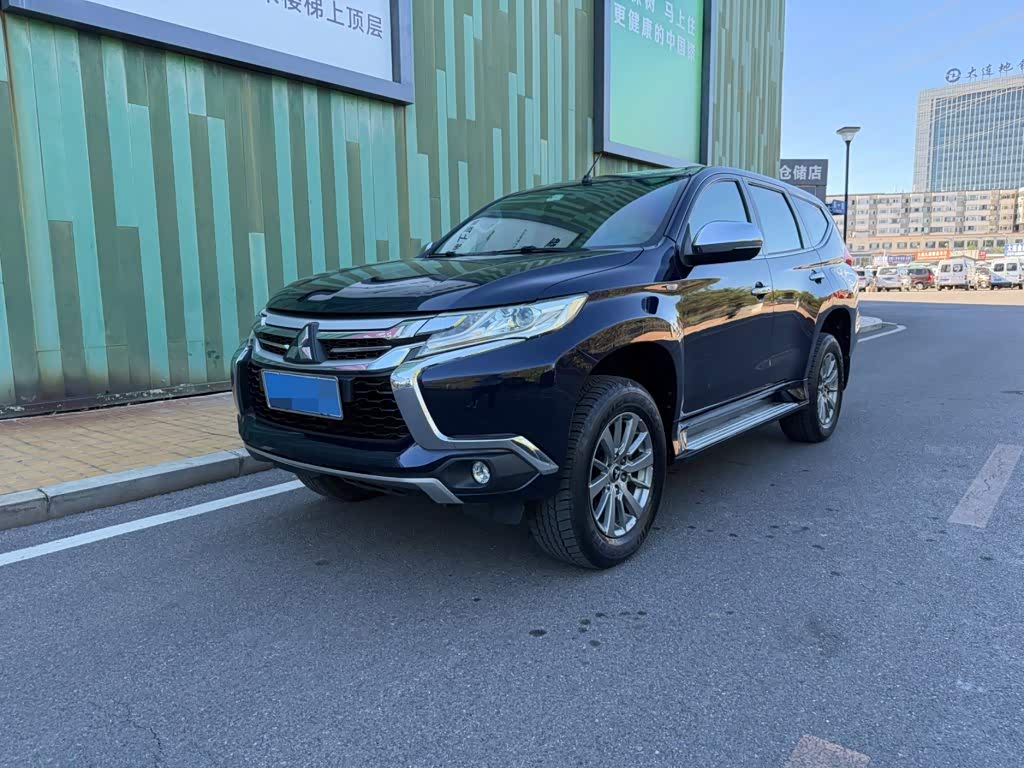 Mitsubishi Pajero Sport