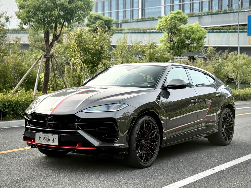 Lamborghini Urus SE
