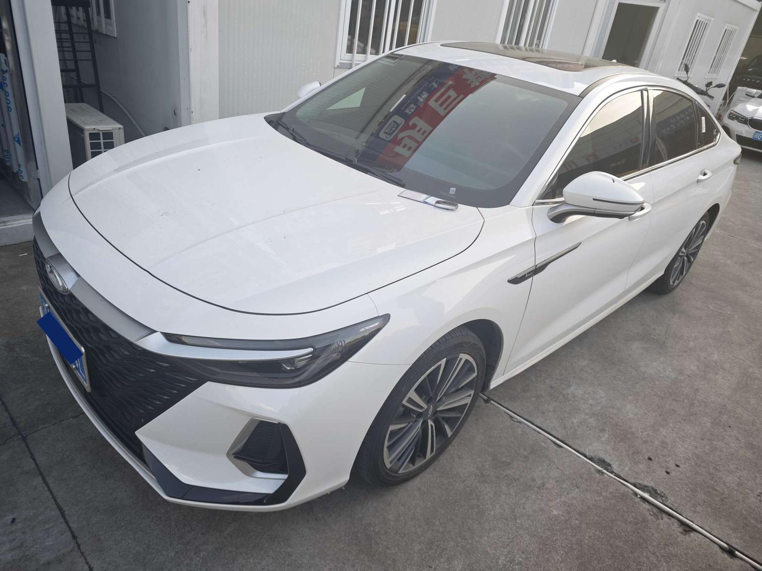 Chery Arrizo 8