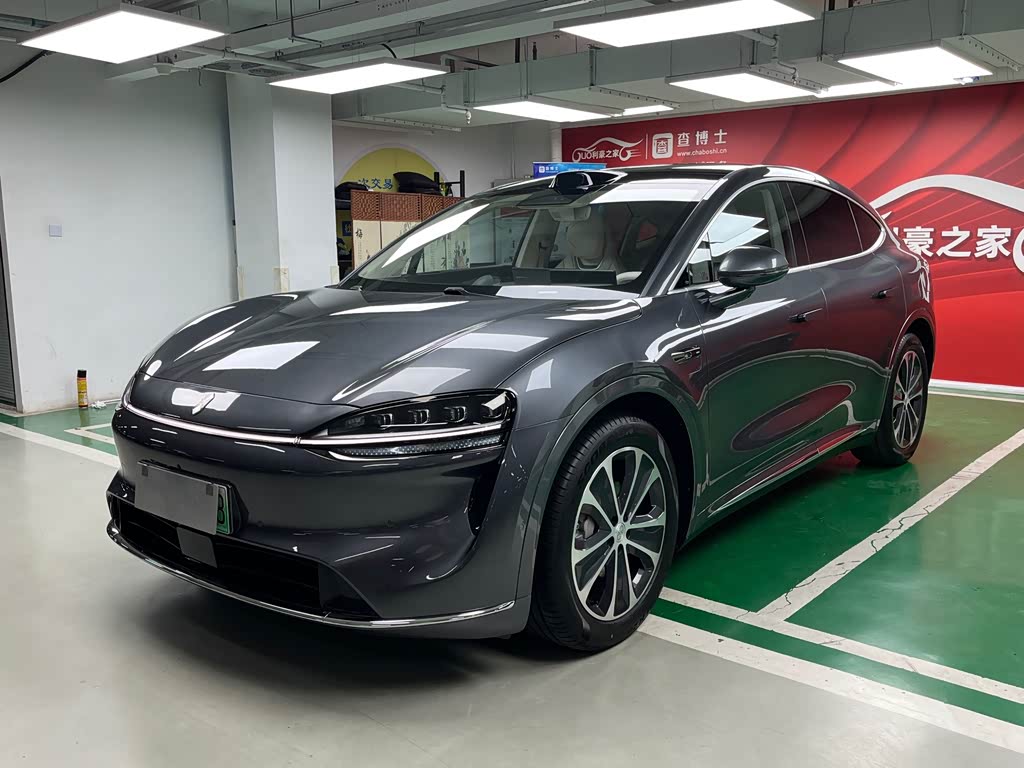 Luxeed R7