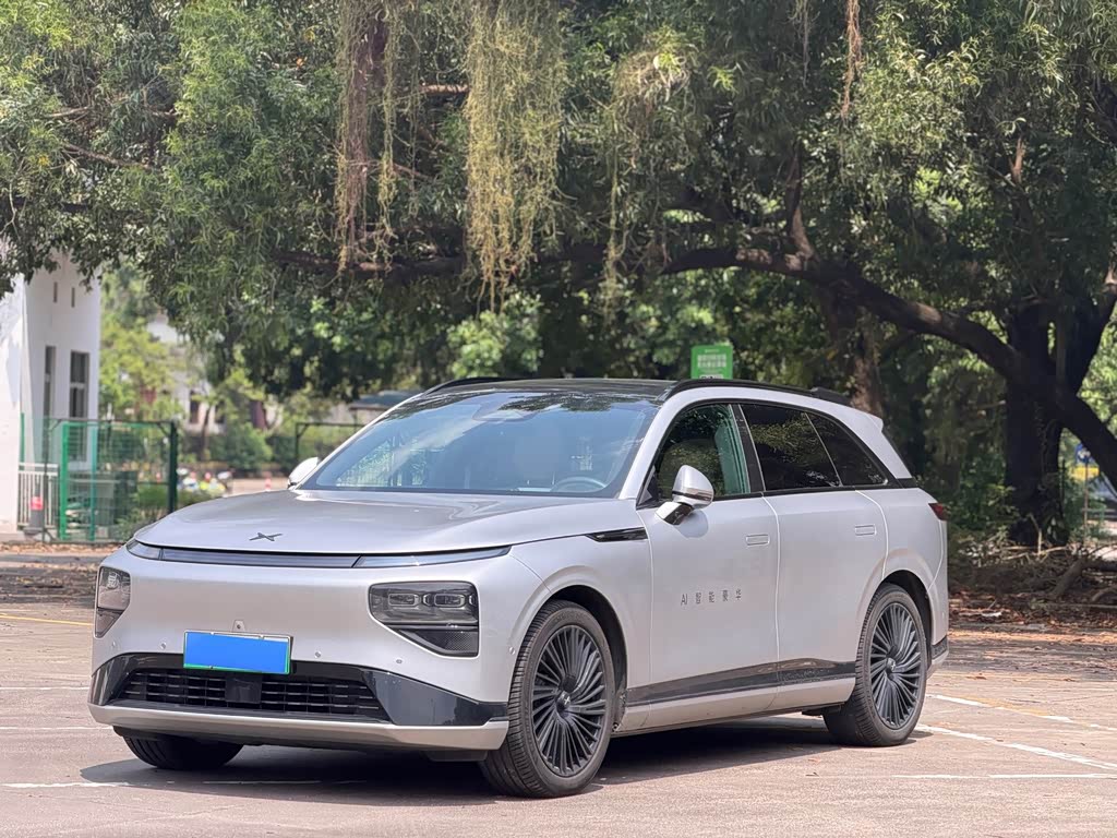 Xpeng G9