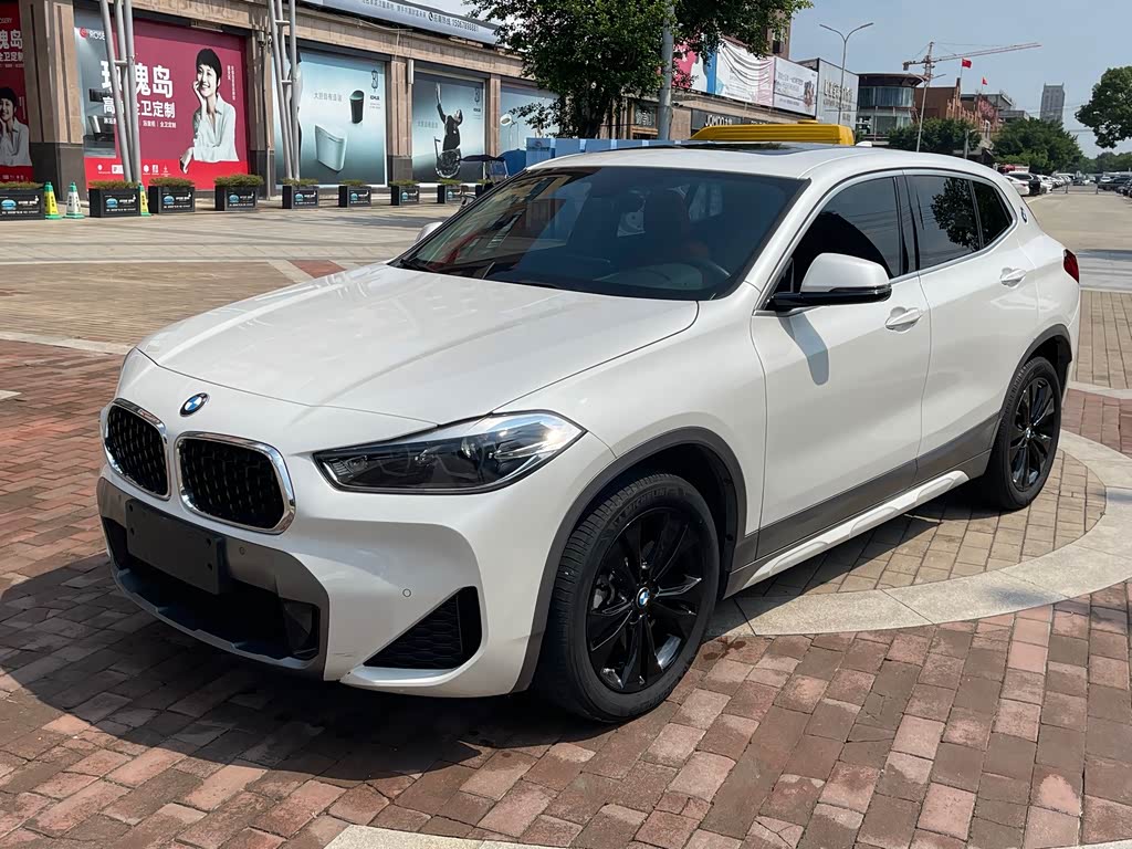 BMW X2