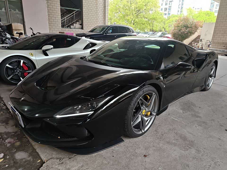 Ferrari F8