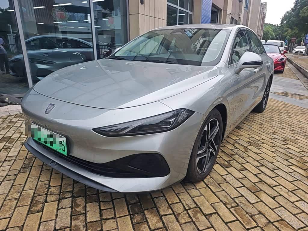 Roewe D7