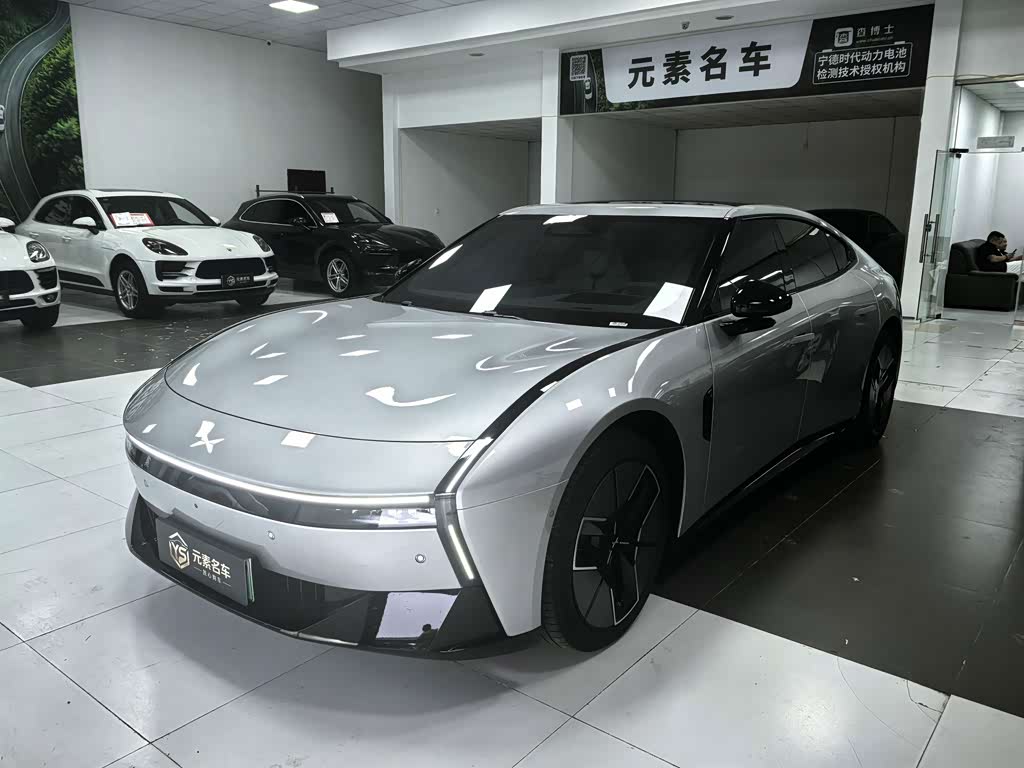 Xpeng P7