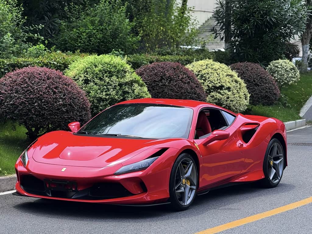 Ferrari F8