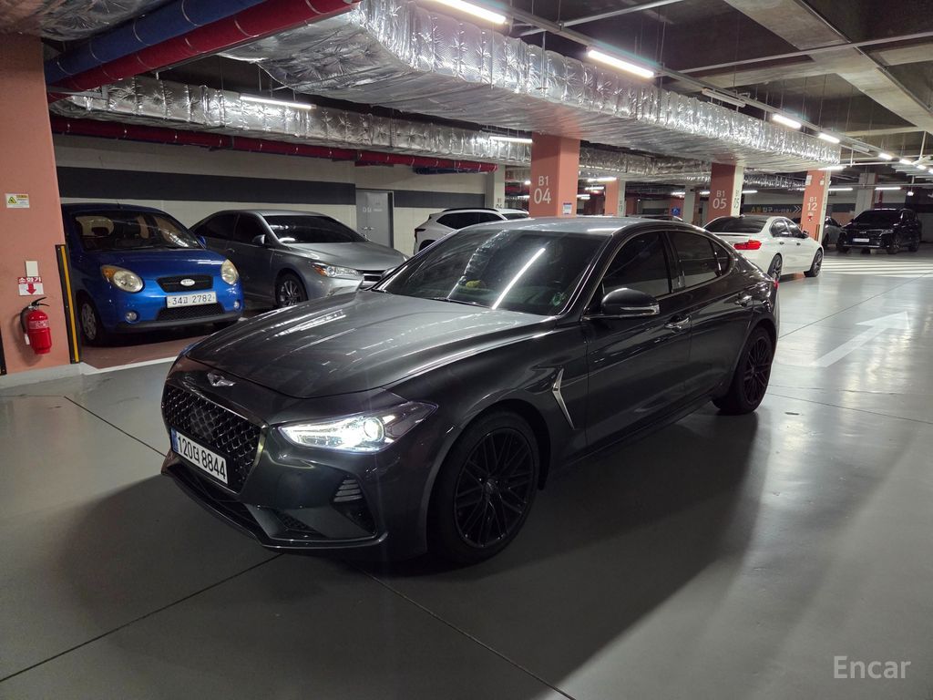 Genesis G70