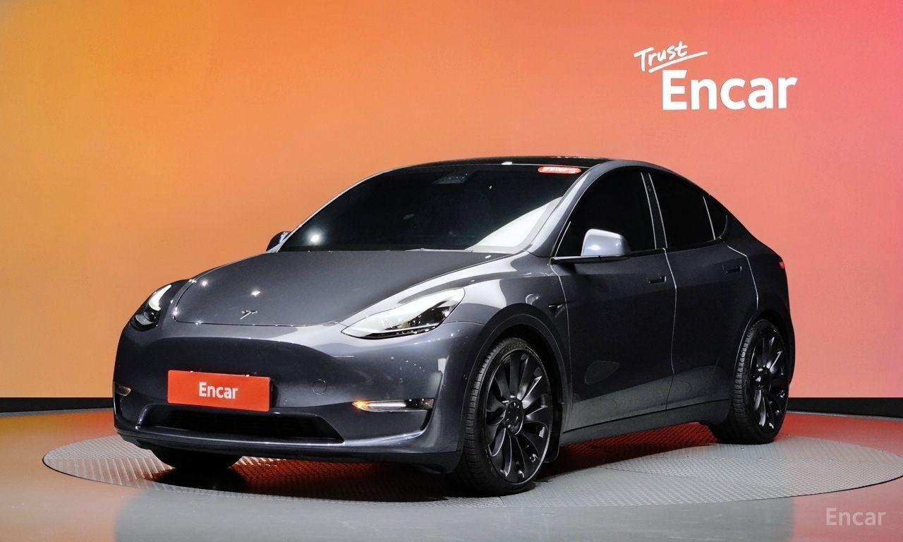 Tesla Model Y