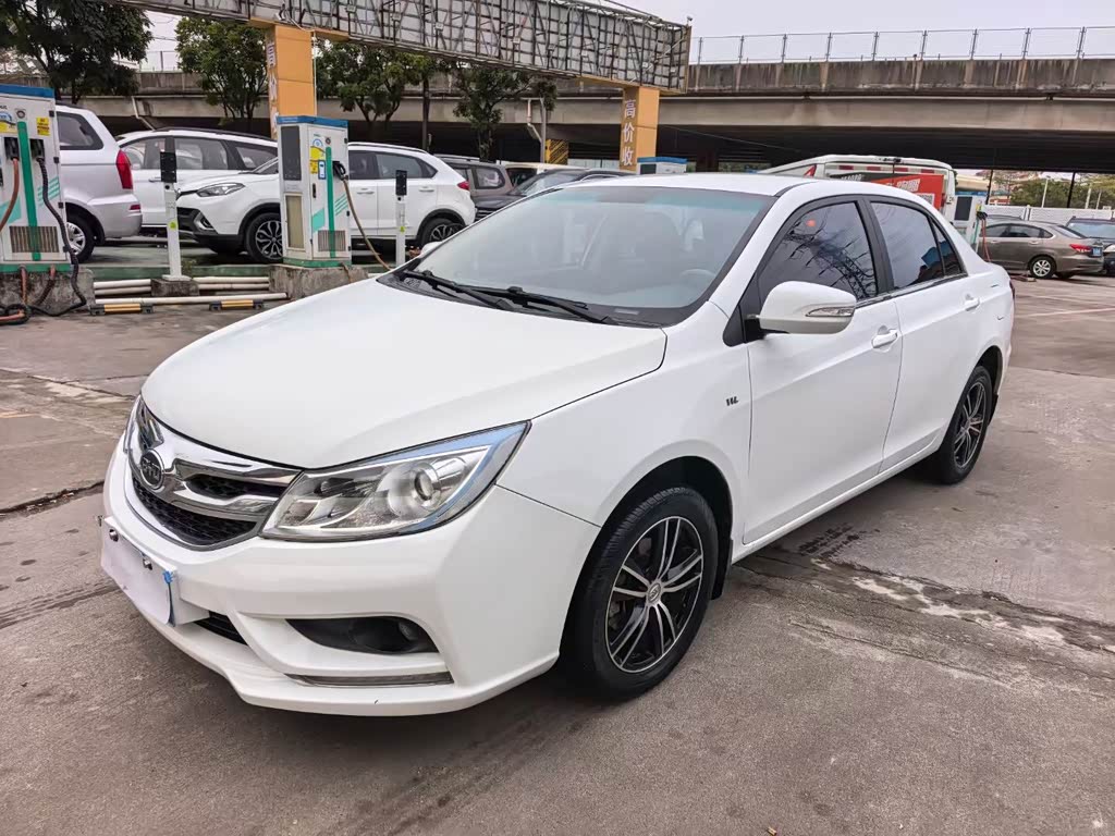 BYD Surui