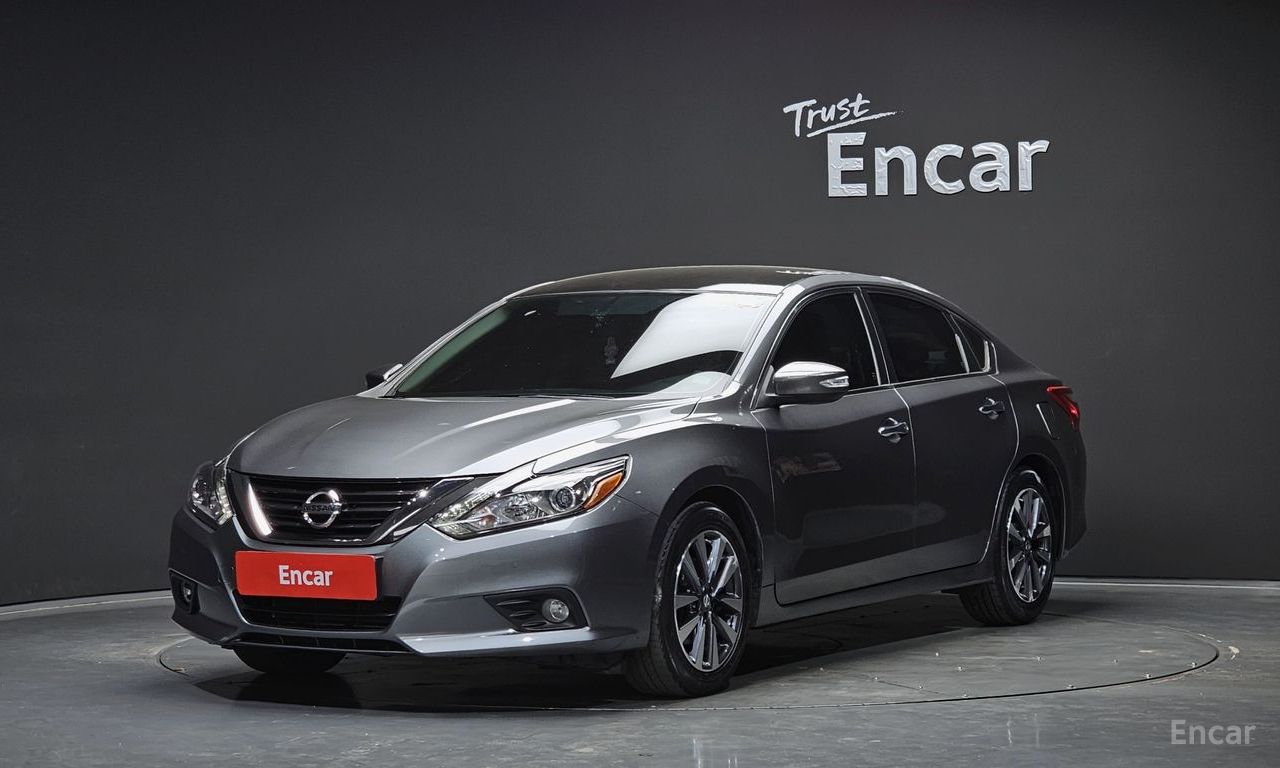 Nissan Altima