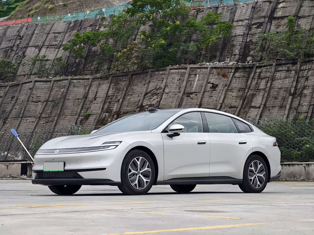 Changan A06