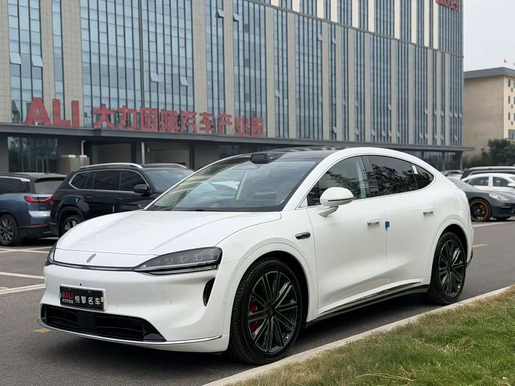 Luxeed R7