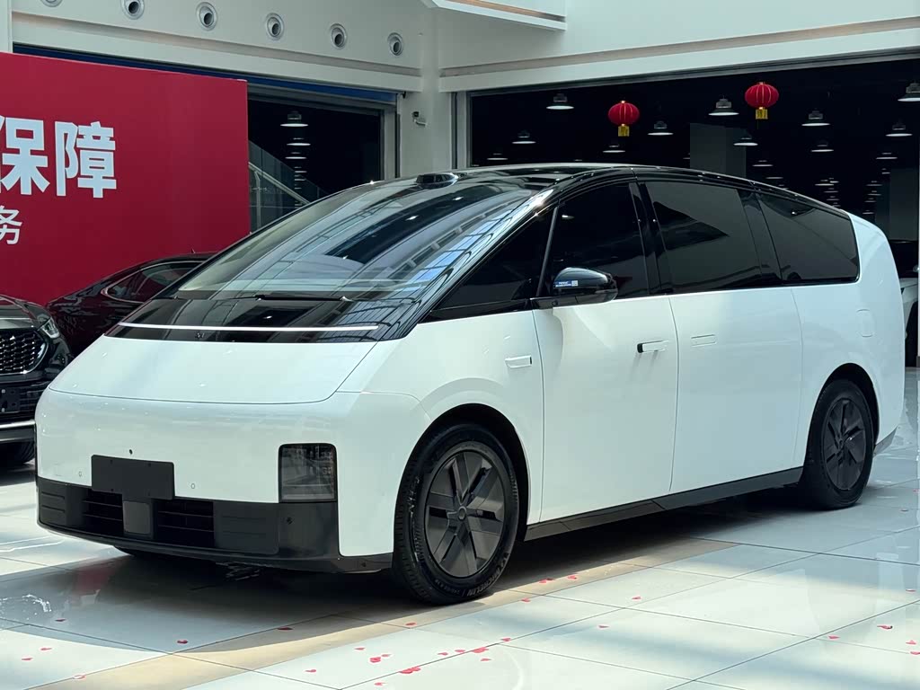 Li Auto MEGA