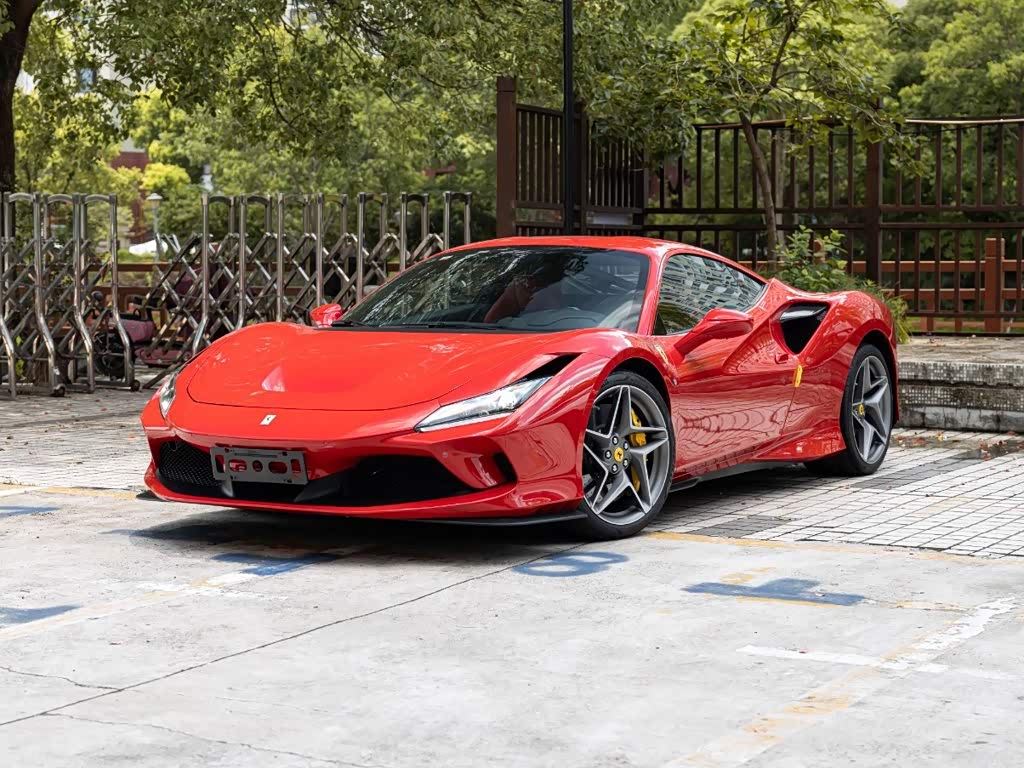 Ferrari F8